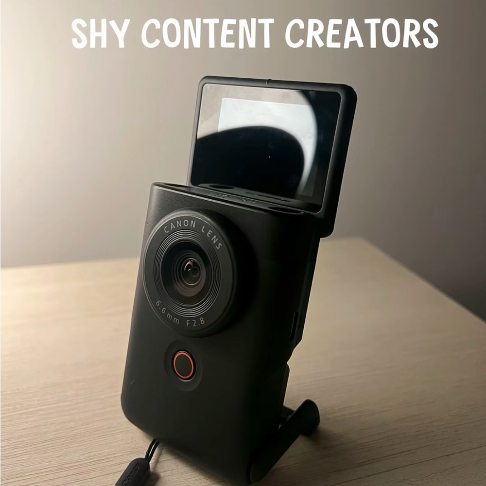 Canon Black Vlogging Camera with Flip Screen